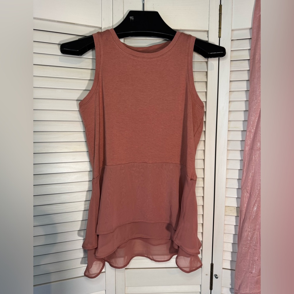 Simply Vera Vera Wang Mauve Elegant Layered Flowing Ruffled Tank Top